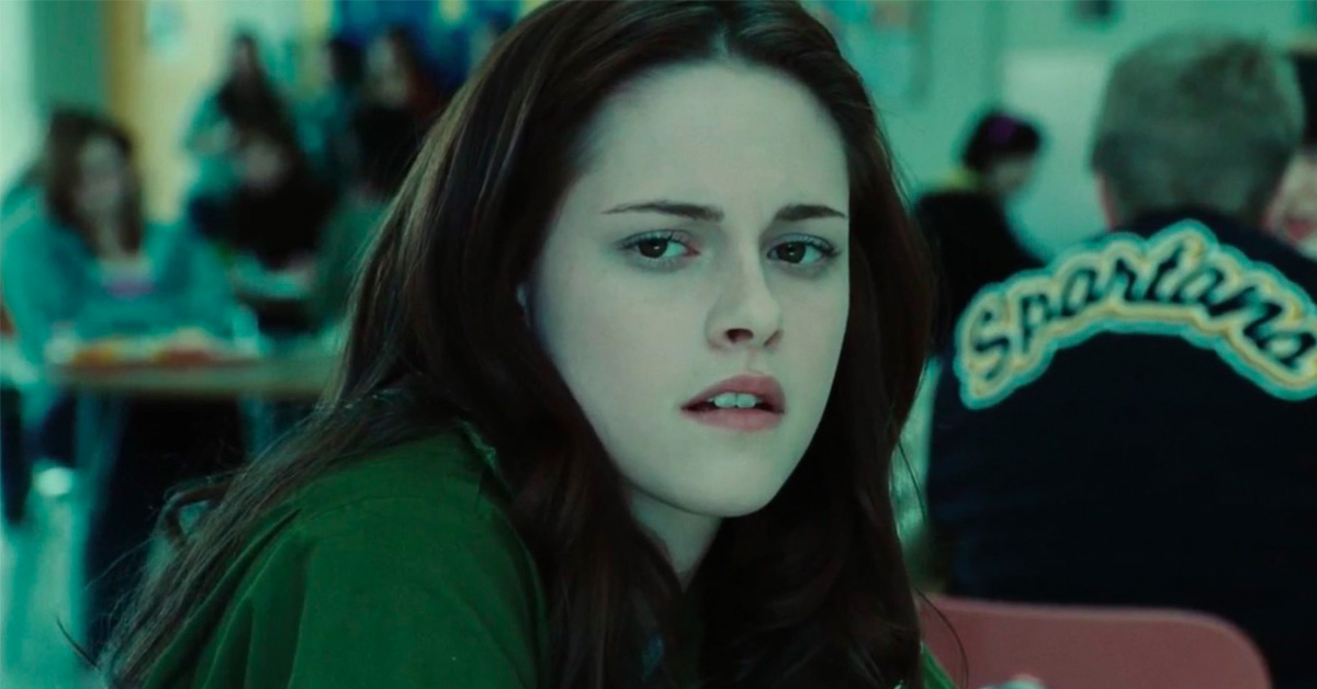 This TikToker is Recreating ‘Twilight’s’ Most Awkward Moments