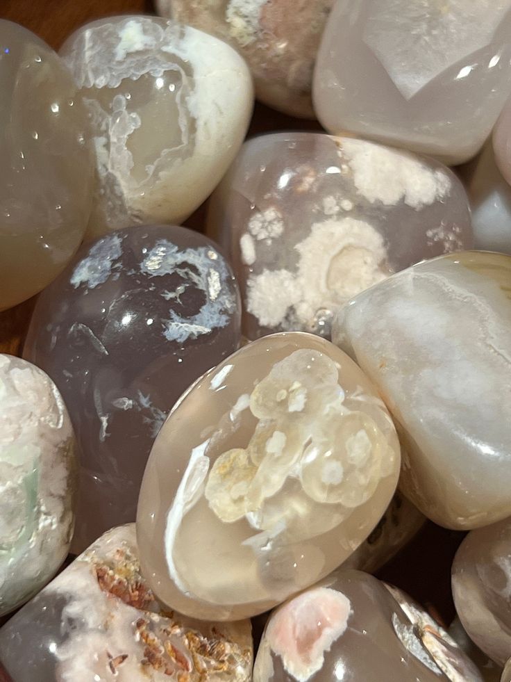 8 Crystals to Make You the Most Attractive Person In the Room