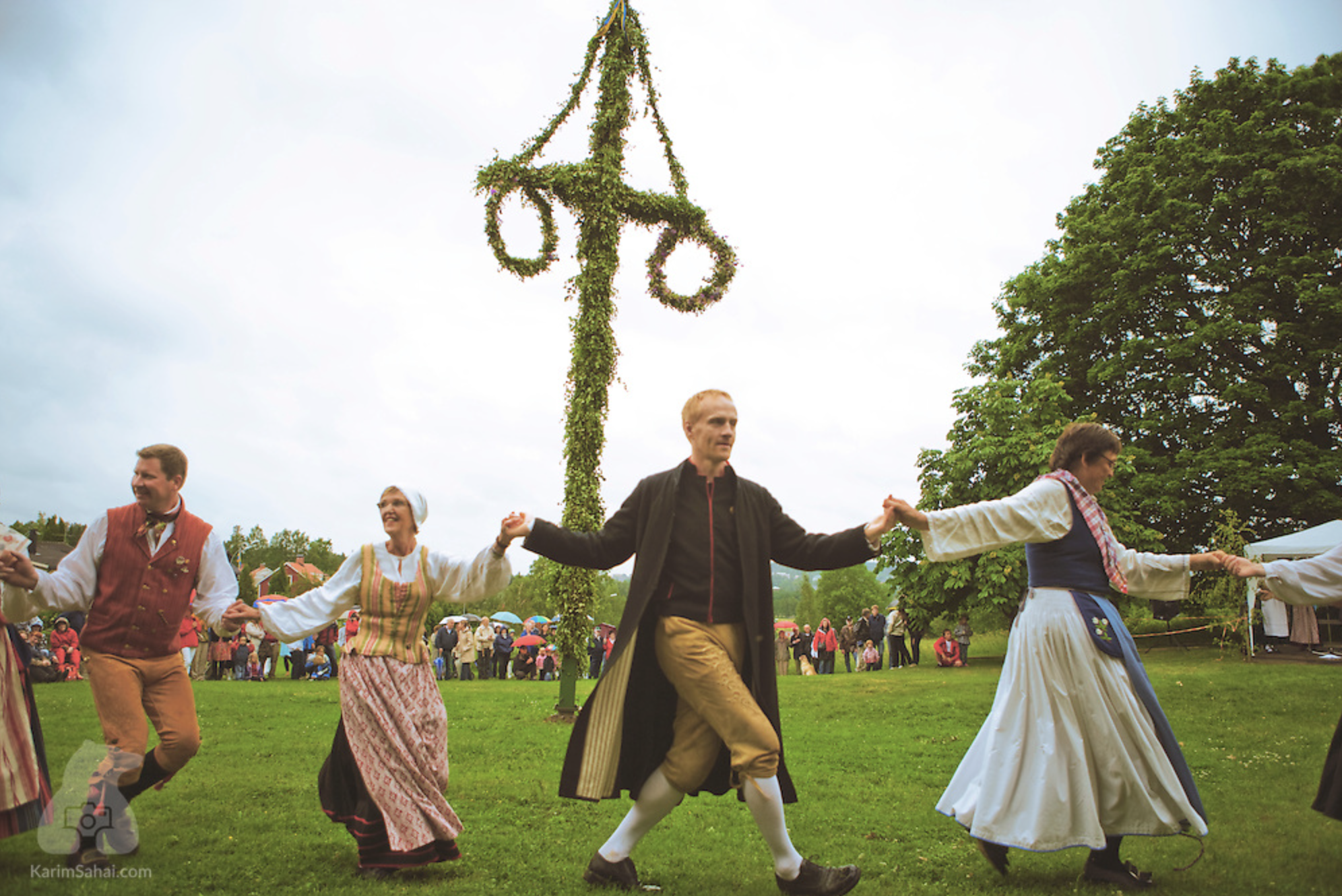 5 Midsummer Traditions From Around the World